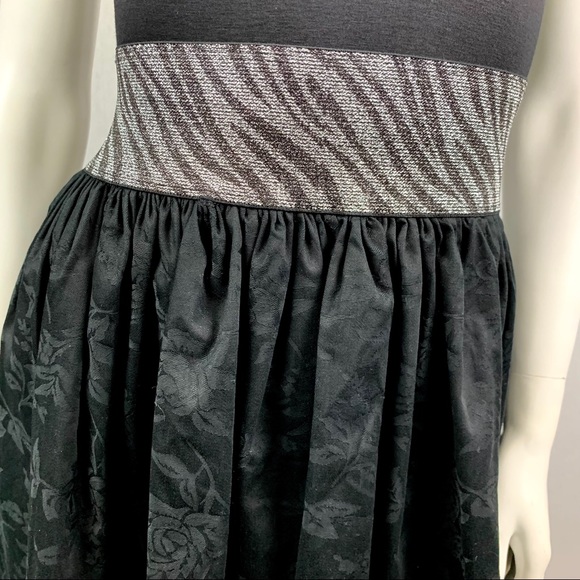 NEW Zebra Jacquard Roses Metallic Belt Mini Dress - Picture 3 of 16